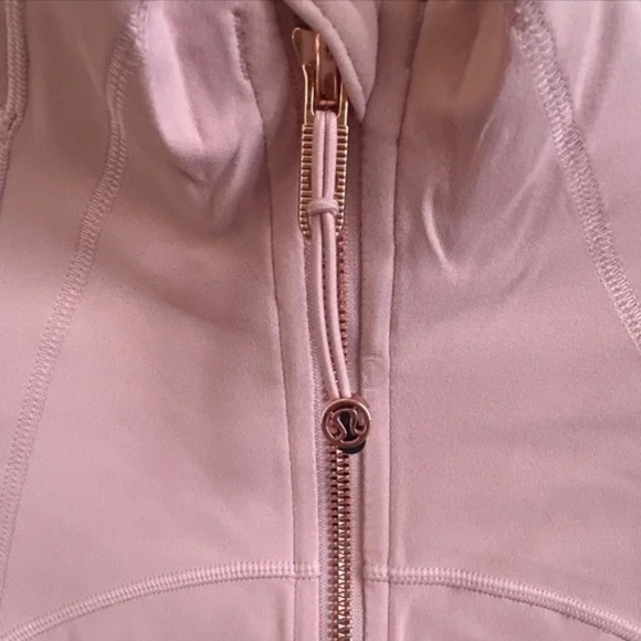 Lululemon Define Nulu Jacket Pink Haze / Rose Gold Hip Length Women's Sz 10 NEW - Picture 2 of 4